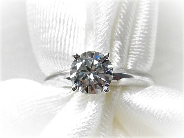 1.00CTW Solitaire Diamond Ring VS2 Clarity In 14KT Gold, AGI Certified (Lab Grown)