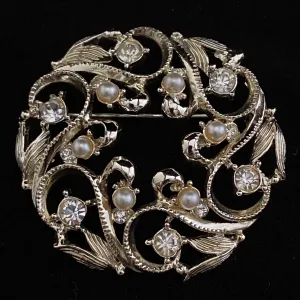 1959 Sarah Coventry Coronation Brooch