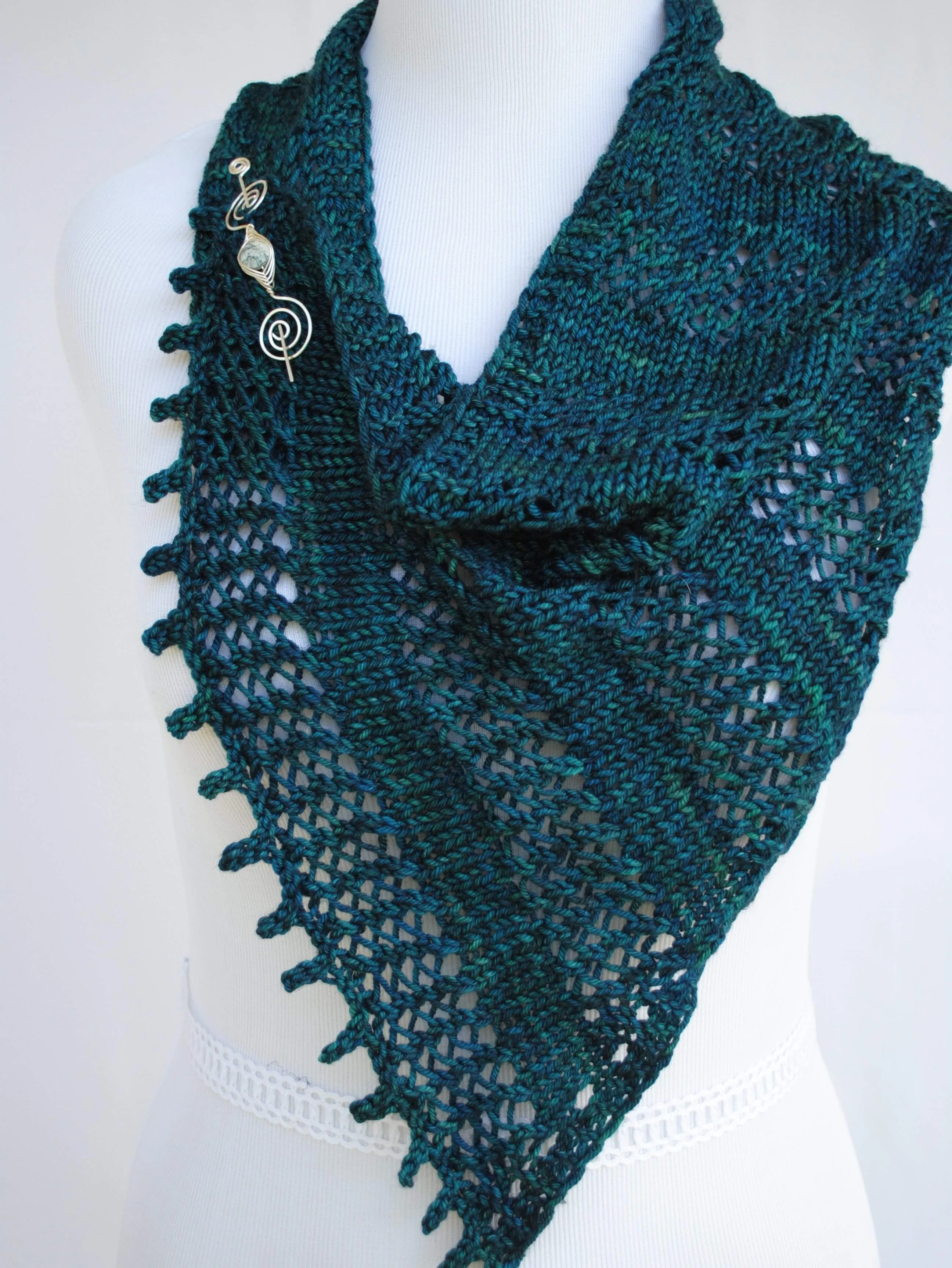 Apparent Glitz Knit Shawl PDF Download