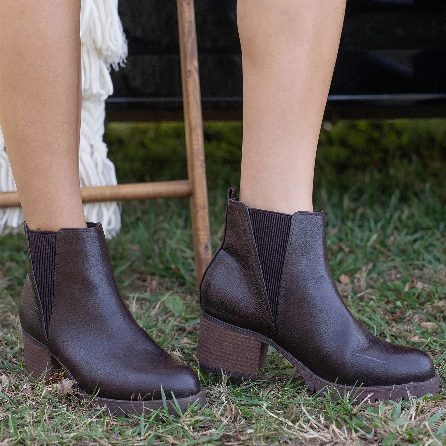 Aria Slip On Booties - Chocolate