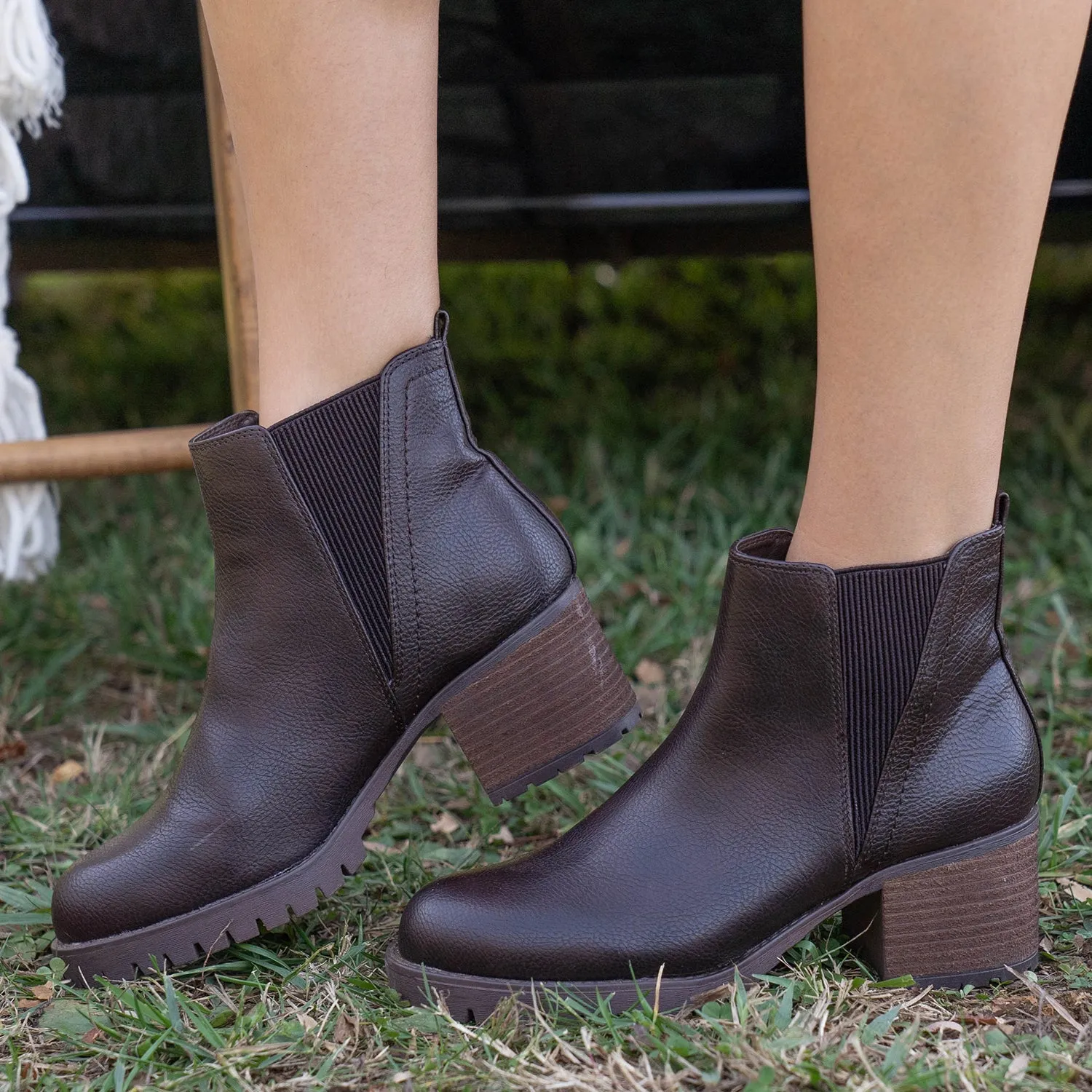 Aria Slip On Booties - Chocolate