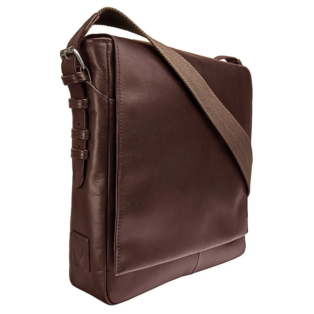 Cooper Medium Vertical Messenger in Brown