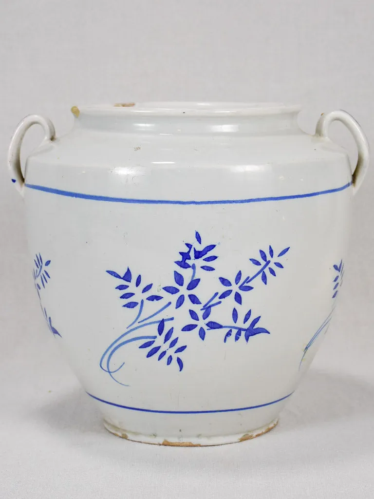 Late 19th-century preserving pot - white with blue flowers 10¾"