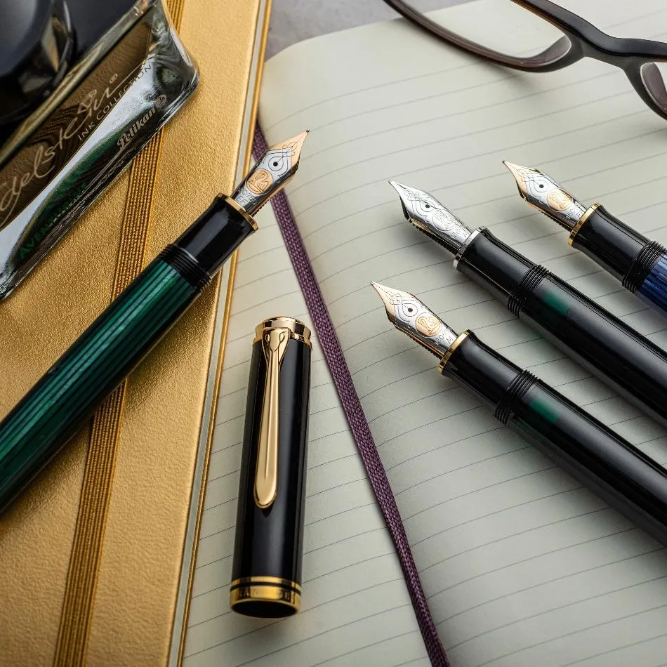 Pelikan Souveran M800 Fountain Pen - Green with Gold Trim