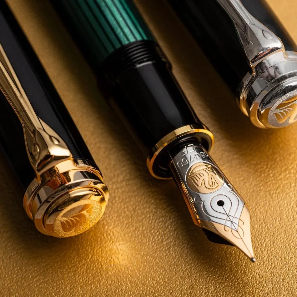 Pelikan Souveran M800 Fountain Pen - Green with Gold Trim