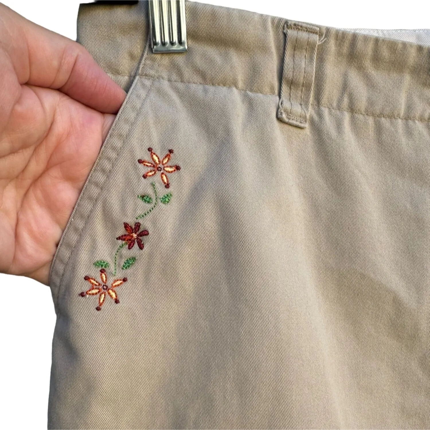 Route 66 Vintage Women's Khaki Floral Embroidery Accent Shorts With Slash Pockets