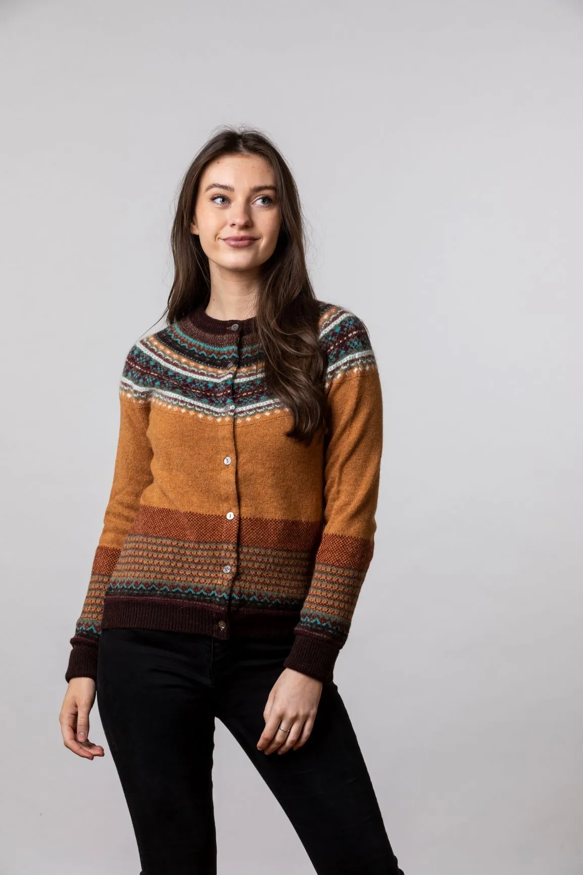 Zijdezacht merino wollen vest | Eribe alpine cardigan goldfinch